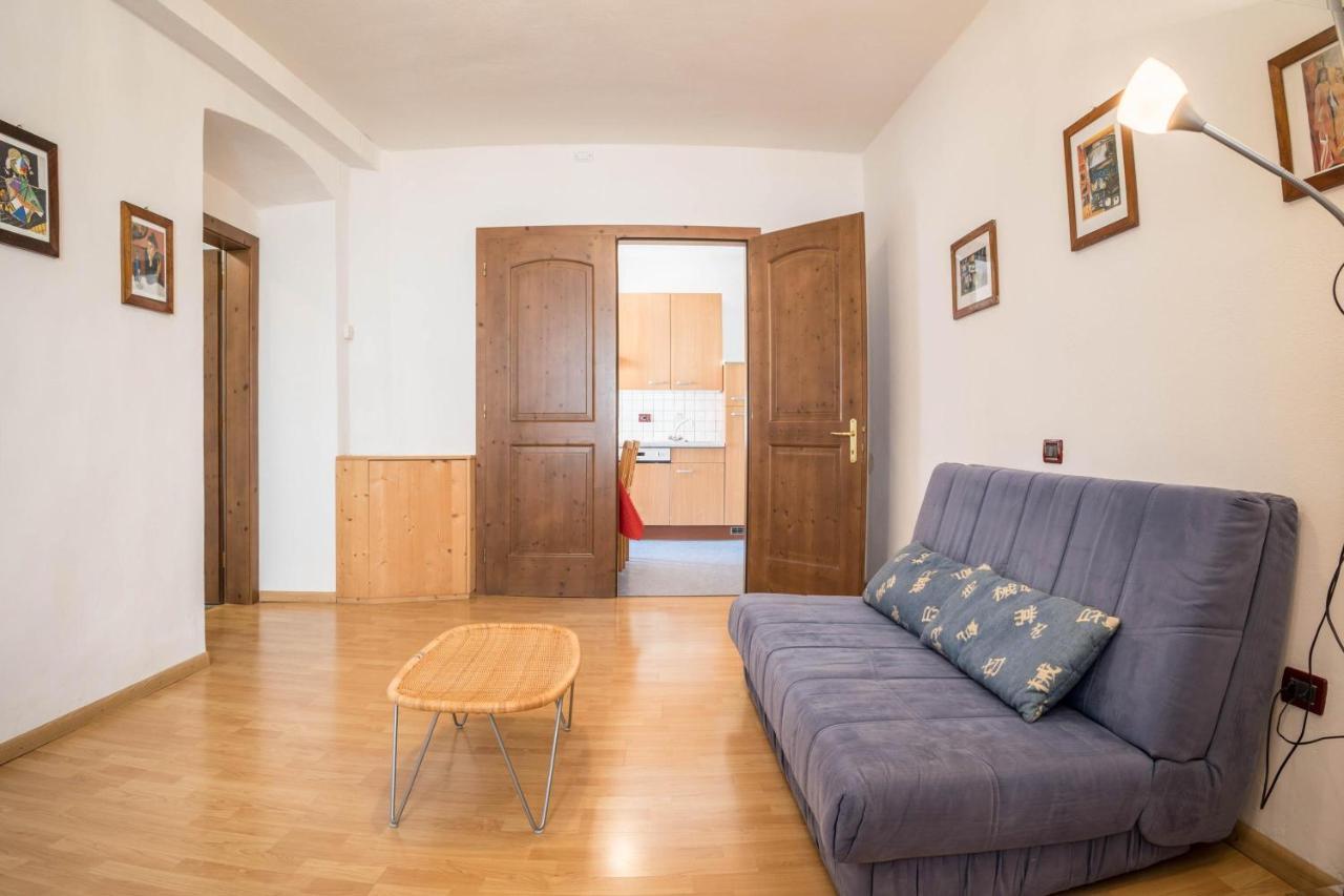 Residence Lena App 3 With Balcony Tenno Luaran gambar